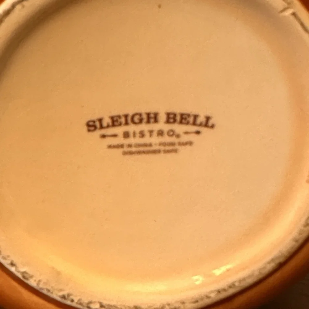Sleigh Bell Bistro Stacked Donuts Ceramic‎ Cookie Jar Multi Color Novelty Decor